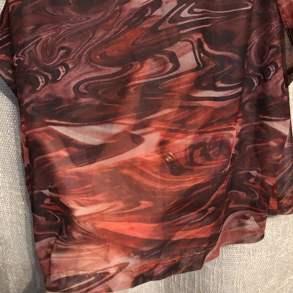 Red and Black Swirl Mesh Tank Top - Size L/XL - Picture 2 of 3